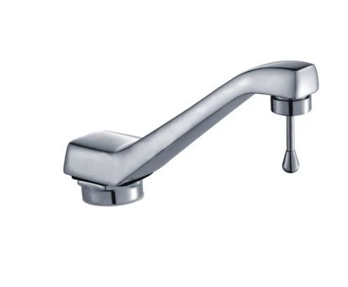 Faucet Abhantrach Níocháin Déanta As Prás Chrome Plating